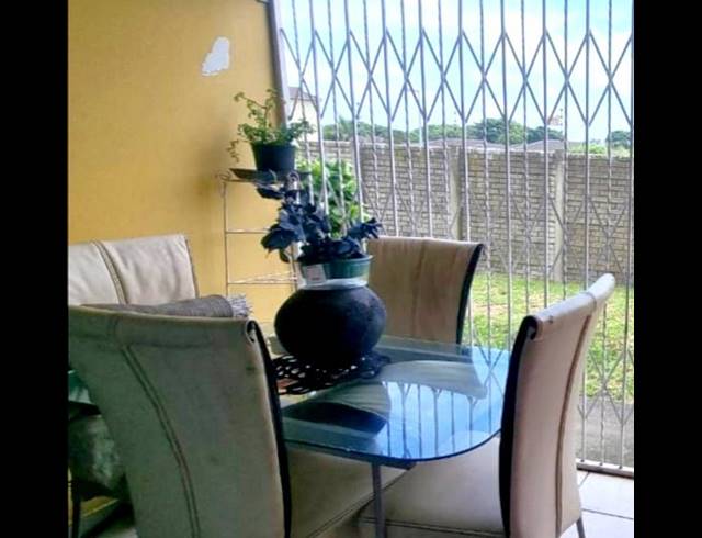 2 BEDROOM APARTMENT FOR SALE IN ARBORETUM